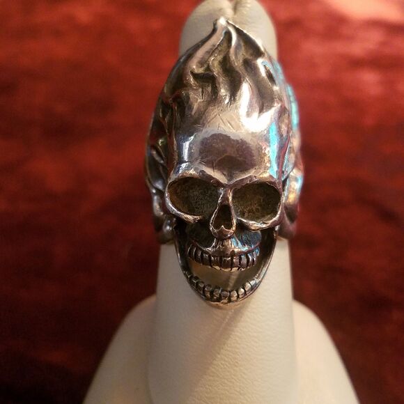 Big Skull Ring, Vintage Sterling Silver, Punk Rock Star, Goth Biker Rockabilly - Picture 5 of 10